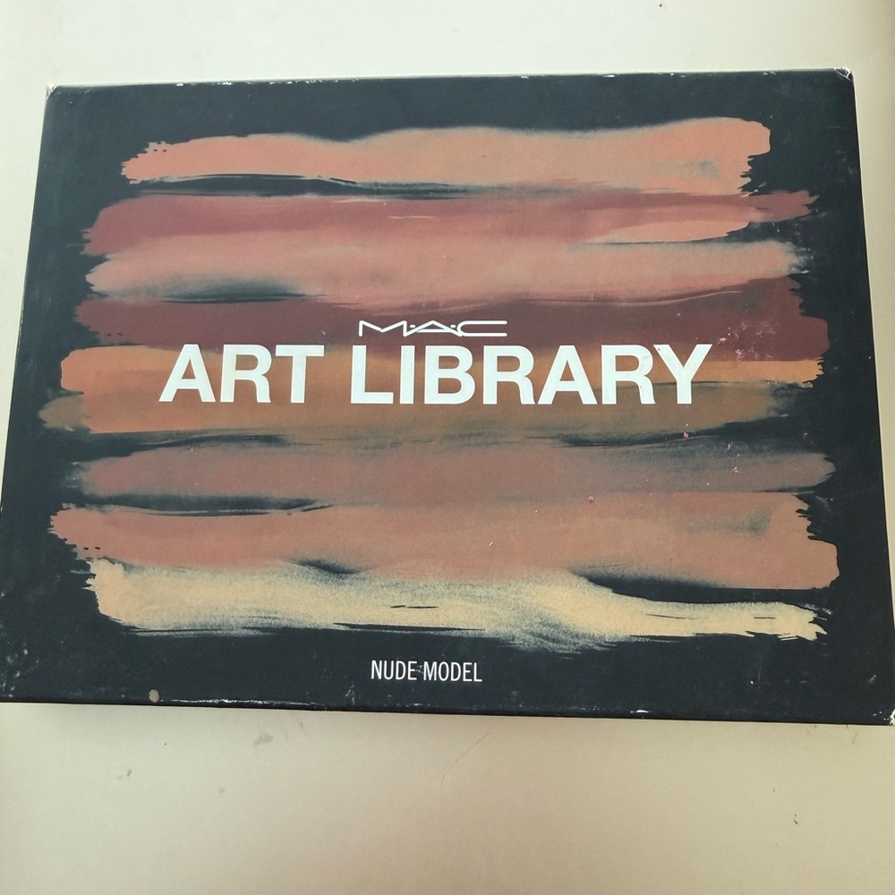 MAC Cosmetics Art Library - Nude Model Palette